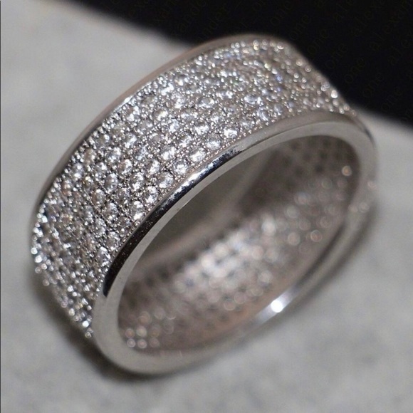 925 Sterling Silver diamond cut ring - Picture 2 of 5